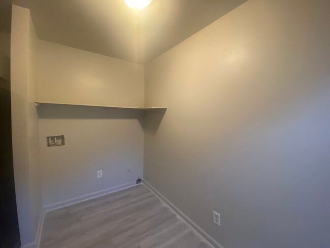 Photo - Room in Condo on Beck St