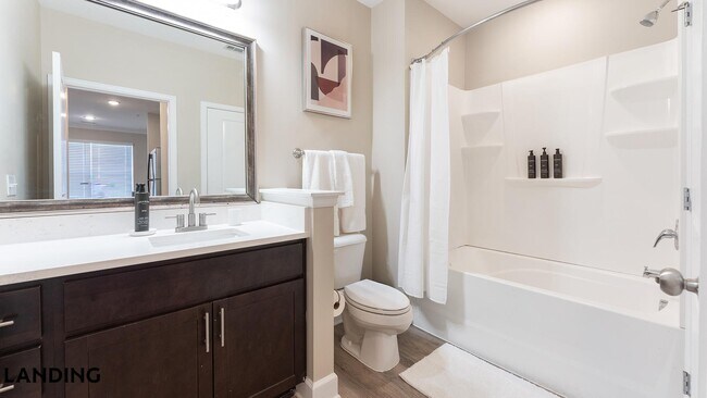 195 N Creek Dr Unit 8206