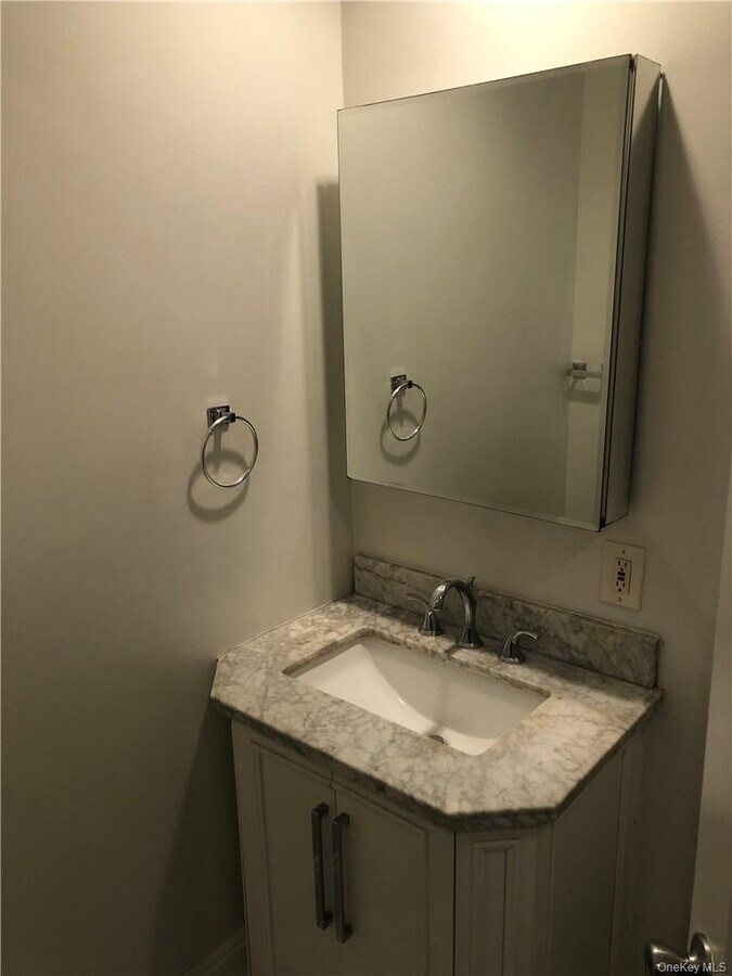 Photo - 74 Wheeler Ave Unit 5