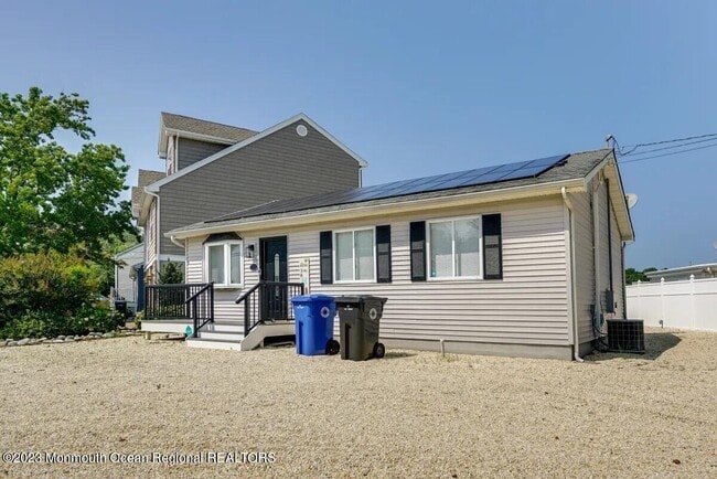 Building Photo - 884 Mill Creek Rd Rental