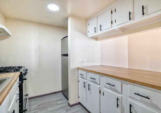 Photo - 1005 N Center Ave Unidad A