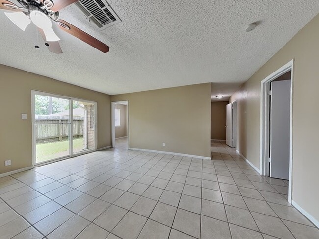 Photo - 22311 Meadowgate Dr