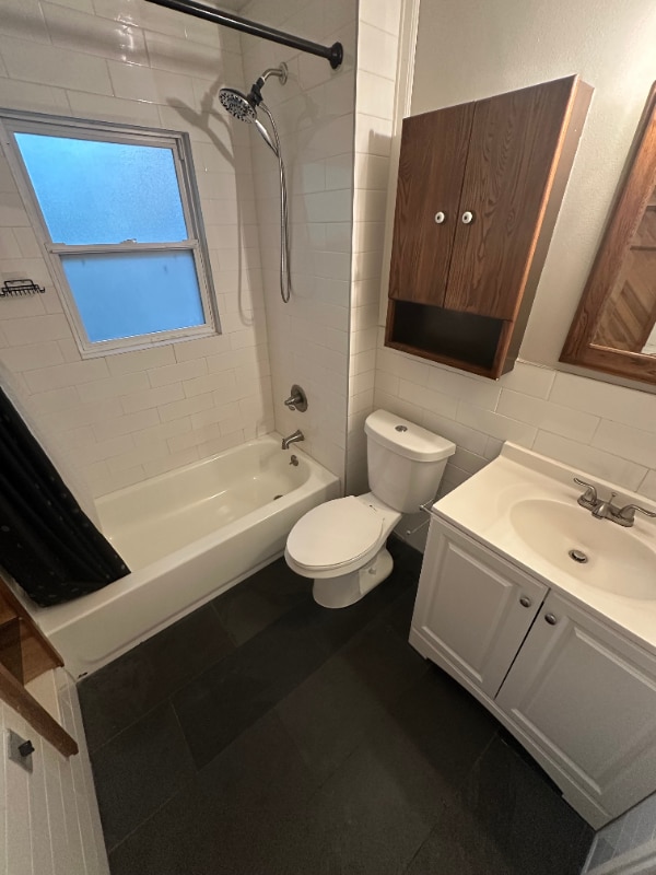 Photo - 1601 N El Paso St