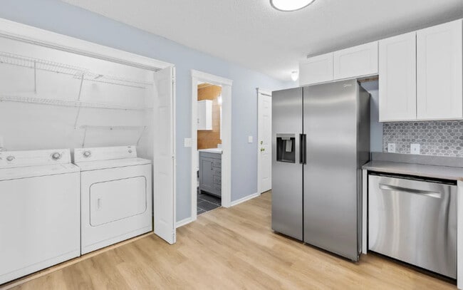 Photo - 7610 Sarah Dr