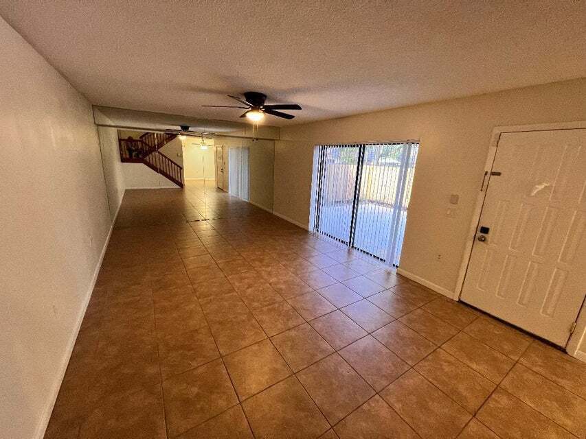 Photo - 2719 27th Way