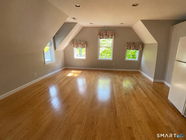 Building Photo - 77 Partridge Dr