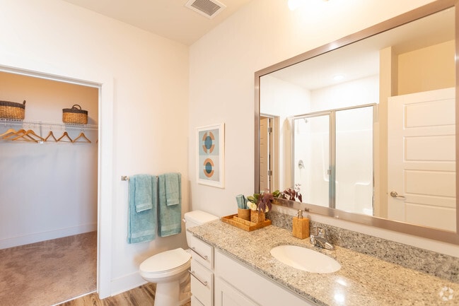 2BR,2BA