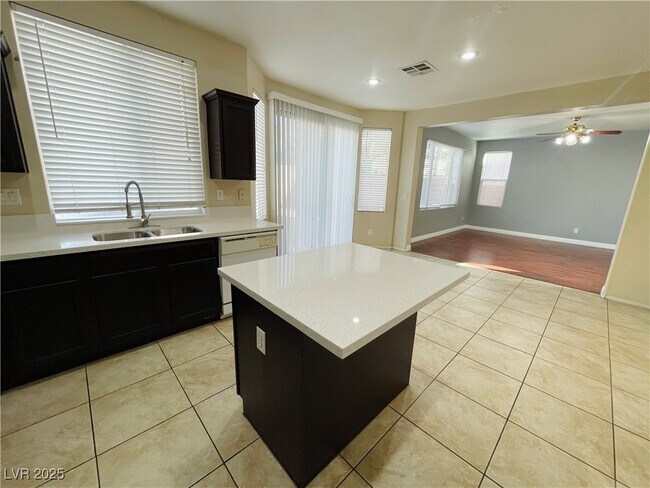 Photo - 8822 Imperial Forest St