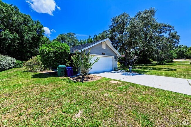 Building Photo - 1105 N Chance Way Rental