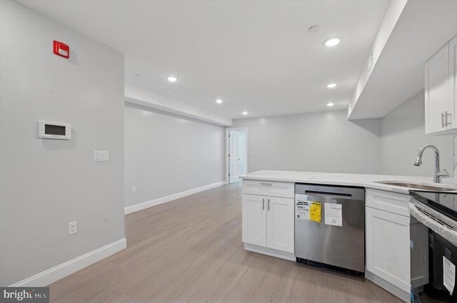 Photo - 2405 Ridge Ave Unit 3