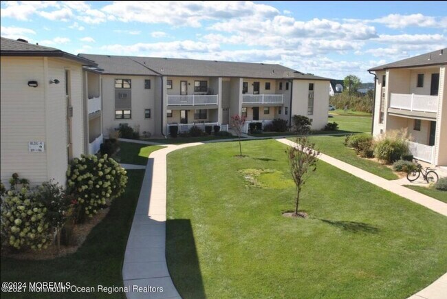 Photo - 34 Wharfside Dr Unit 34