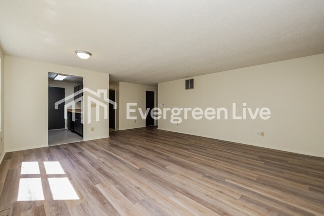 Photo - 8755 Mardi Gras Dr Unit 8755 Mardi Gras Dr