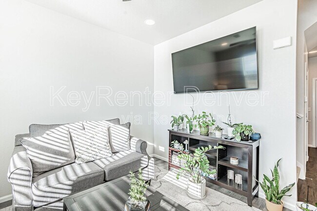 Photo - 19171 E 64th Ave