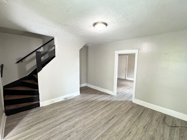 Photo - 2 Bedroom Semi-Detached Home
