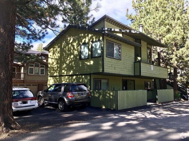 Building Photo - 477 Mono St Unit C Rental