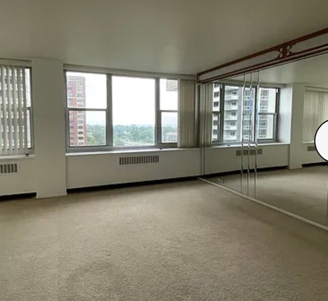 Photo - 4250 N Marine Dr Unit 1003