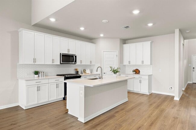 Photo - 106 Stellers Swoop