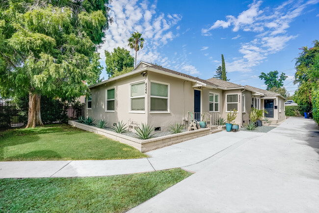 Welcome Home - 4244 Tujunga Ave Casa Unidad #4244