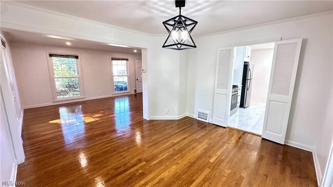 Photo - 1271 Hereford Rd