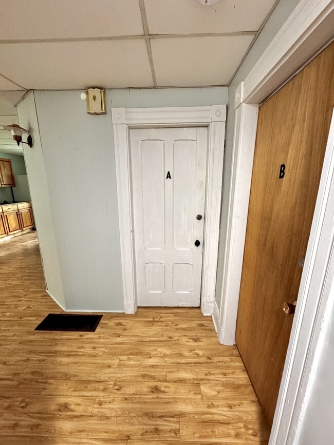 Building Photo - 78 Havelock St Unit B