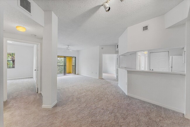 Photo - 2727 Anzio Ct Unit 301