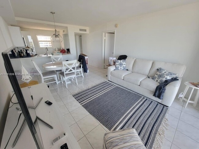 Building Photo - 1391 S Ocean Blvd Unit 905 Rental