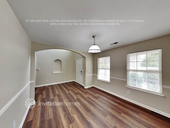 Photo - 556 S Fortune Way