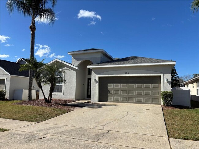 Photo - 924 Emerald Green Ct
