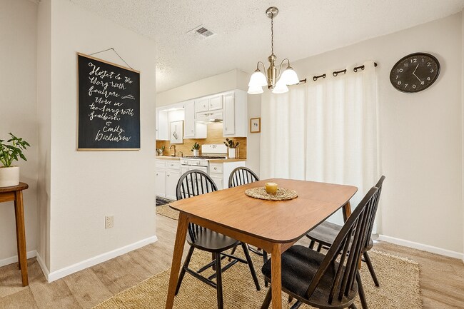 Photo - 1202 Dobie Dr