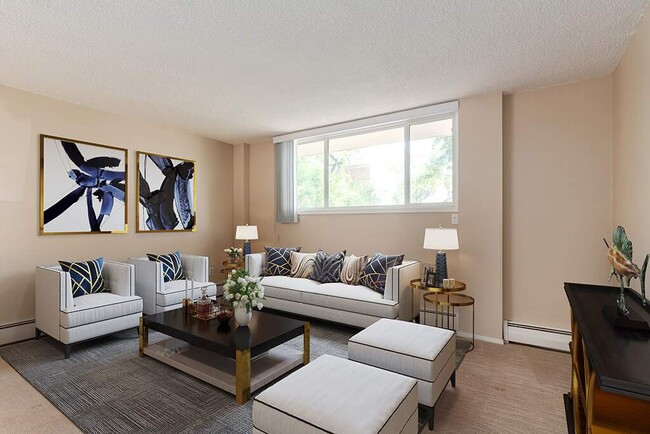 Building Photo - Sunalta Place