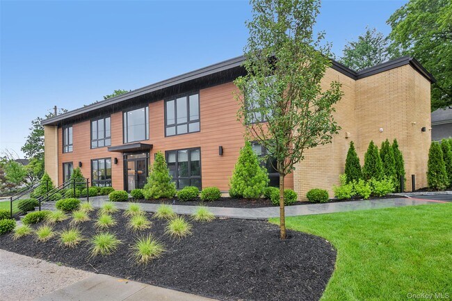 325 Manville Rd Unit 102