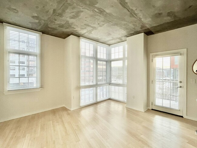 Photo - 275 S Harrison St Condo Unit 302