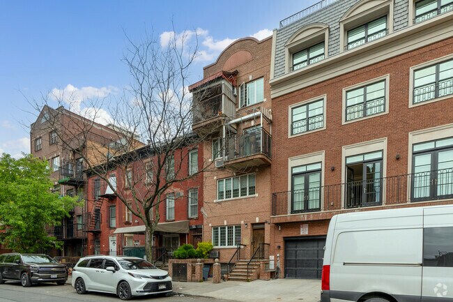 Photo - 47A Lynch St Apartments