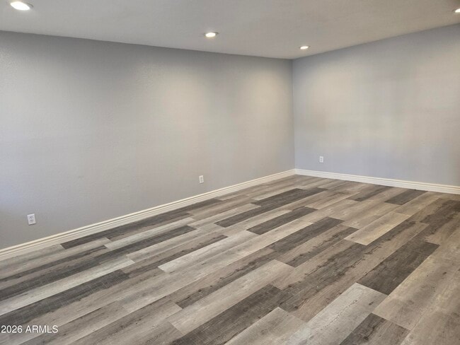 Photo - 2674 N 43rd Ave