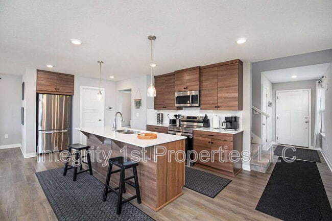 Photo - 13316 W 180th St