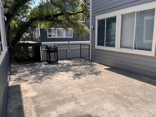 908 Keith Ln