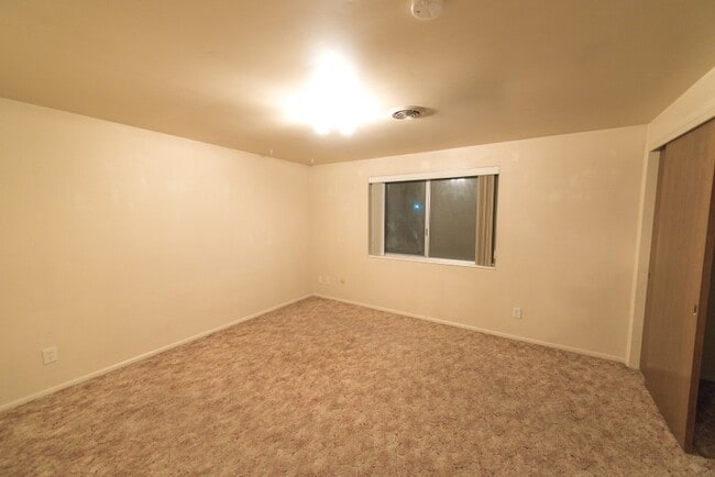 Photo - 665 600 W Unit 1