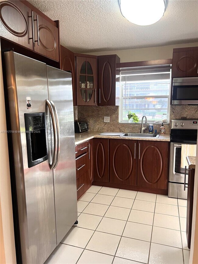 Photo - 5300 Washington St Unit R102