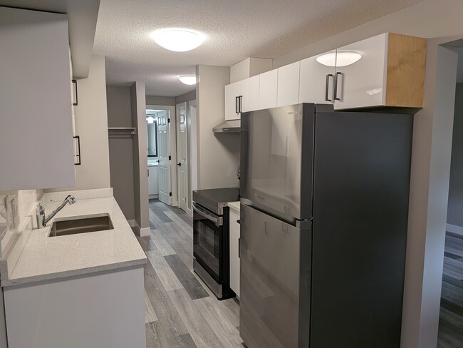 Photo - 46117 Gore Ave Unit 1