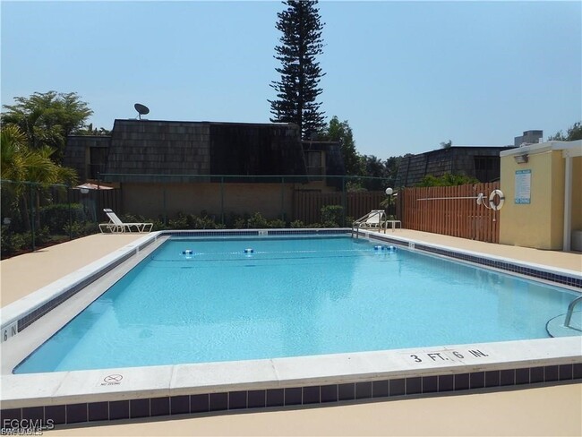 Photo - 1715 Park Meadows Dr