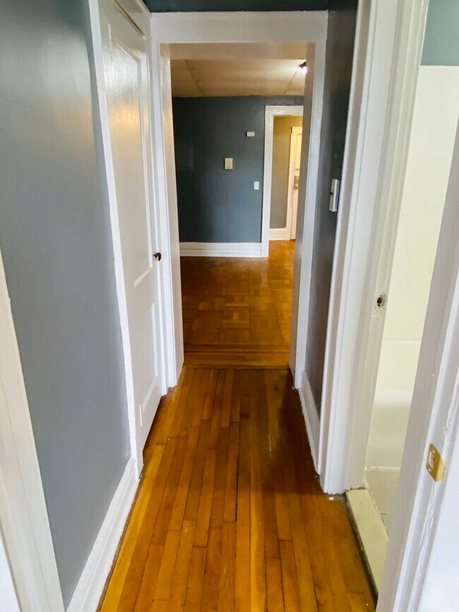 Photo - 2 Columbia Ave