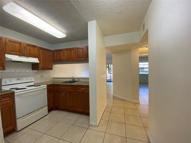 Photo - 4033 Lakeside Dr Unit 4033