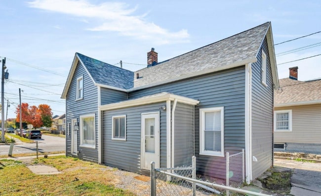 Building Photo - 1011 19th Ave