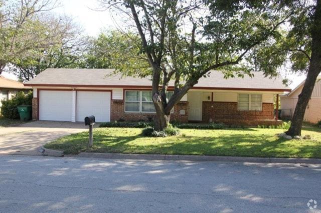 Building Photo - 5940 Maurie Dr Rental