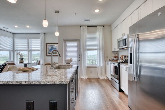 2BR, 2BA - 1262SF -
