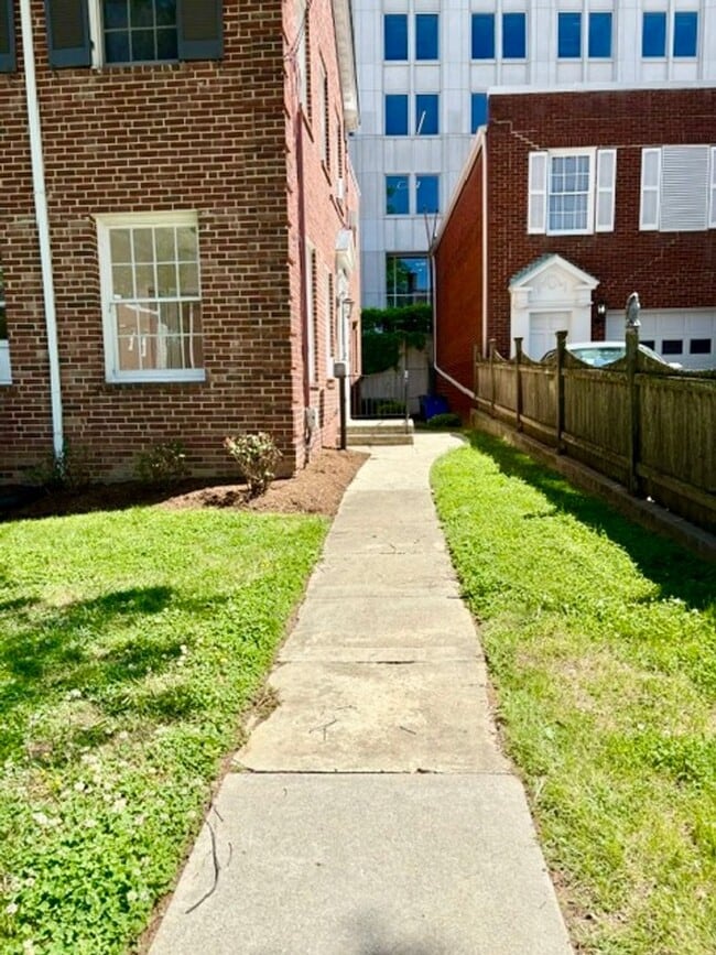 Photo - 4534 Avondale St Unit 4534 Avondale Street #4