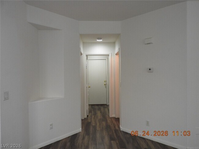 Photo - 521 W Dolphin Peak Ct