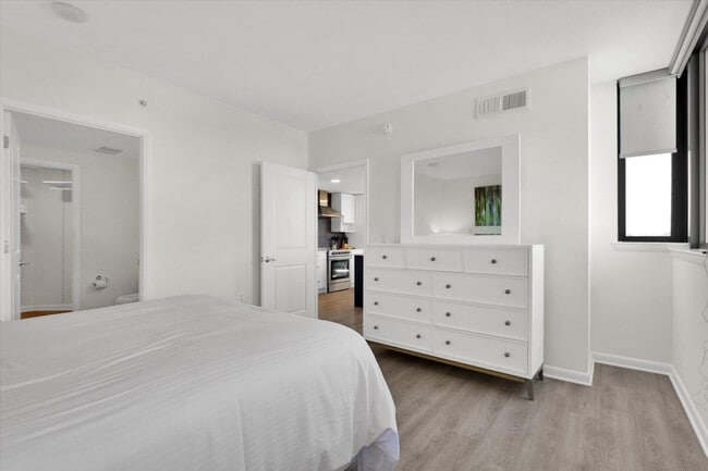 Photo - 1405 S Fern St Unidad SI ID1497757P