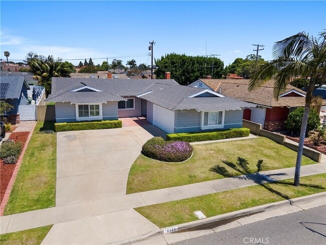 Building Photo - 6061 Dundee Dr