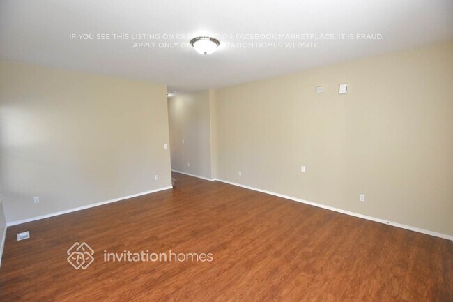 Photo - 2321 171st St E